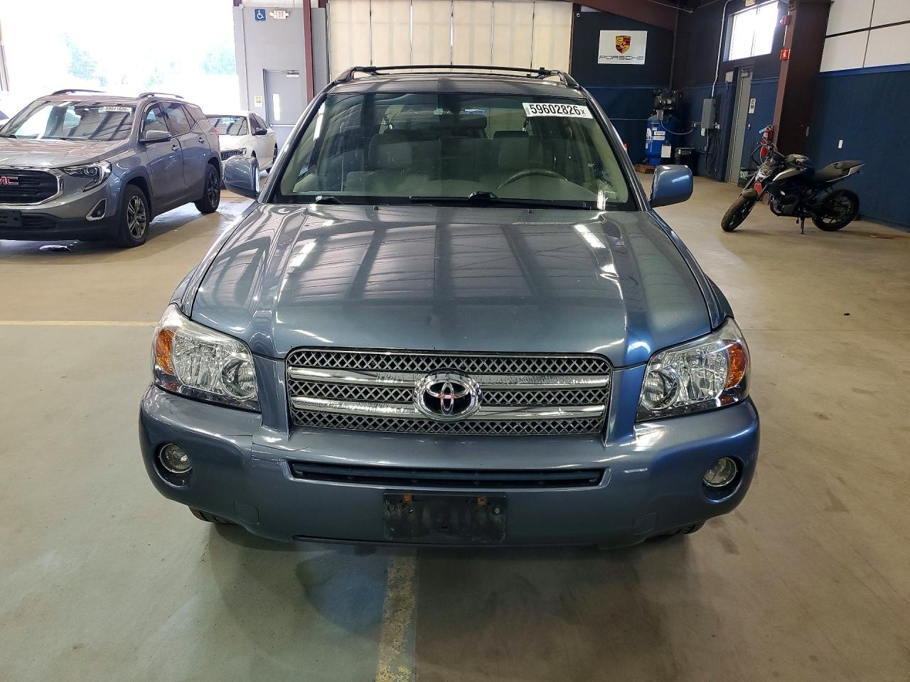 2006 TOYOTA HIGHLANDER
