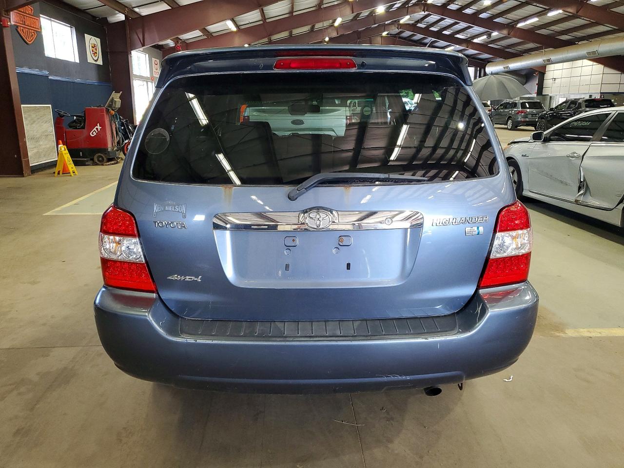 2006 TOYOTA HIGHLANDER
