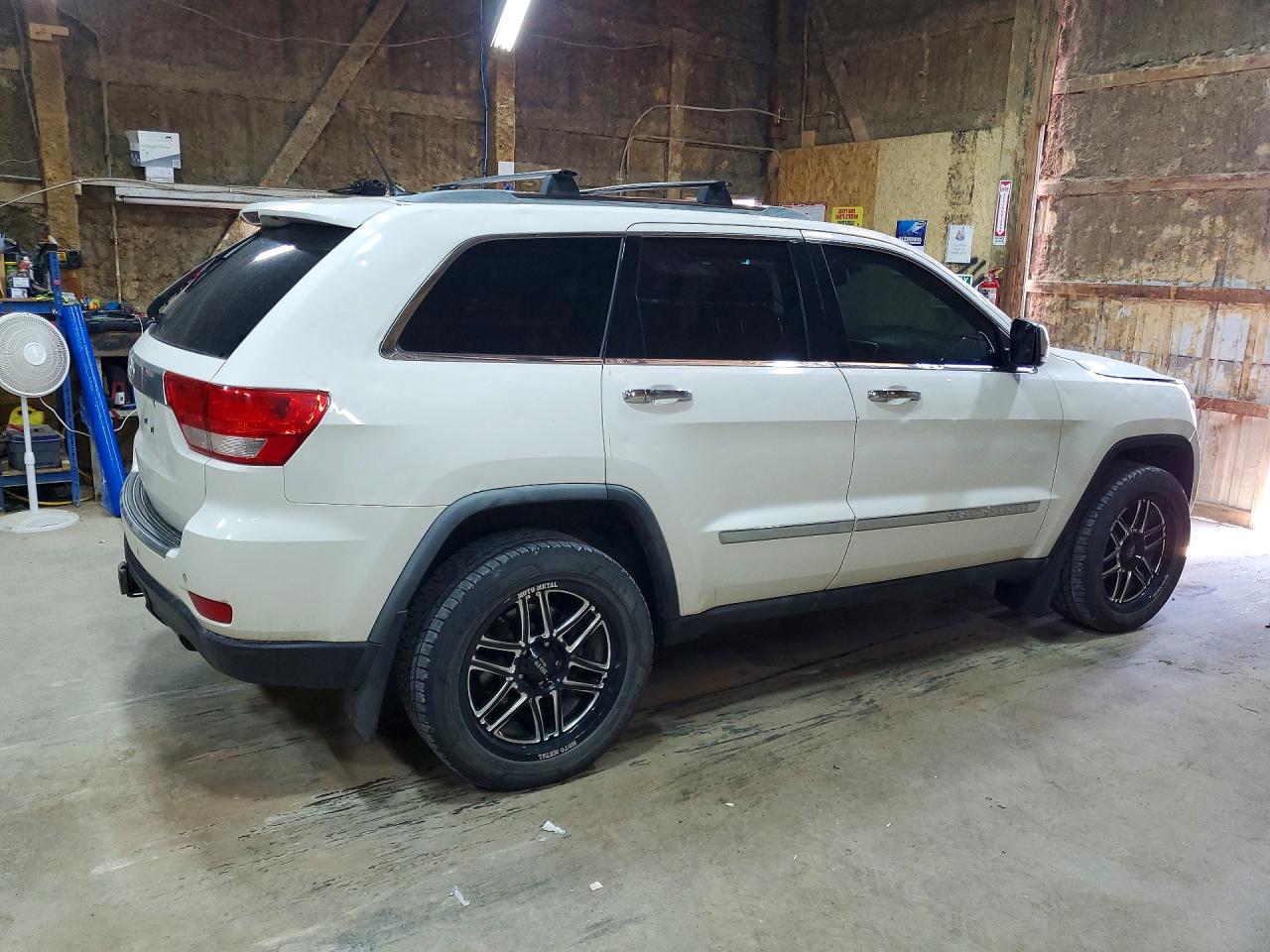 2011 JEEP CHEROKEE