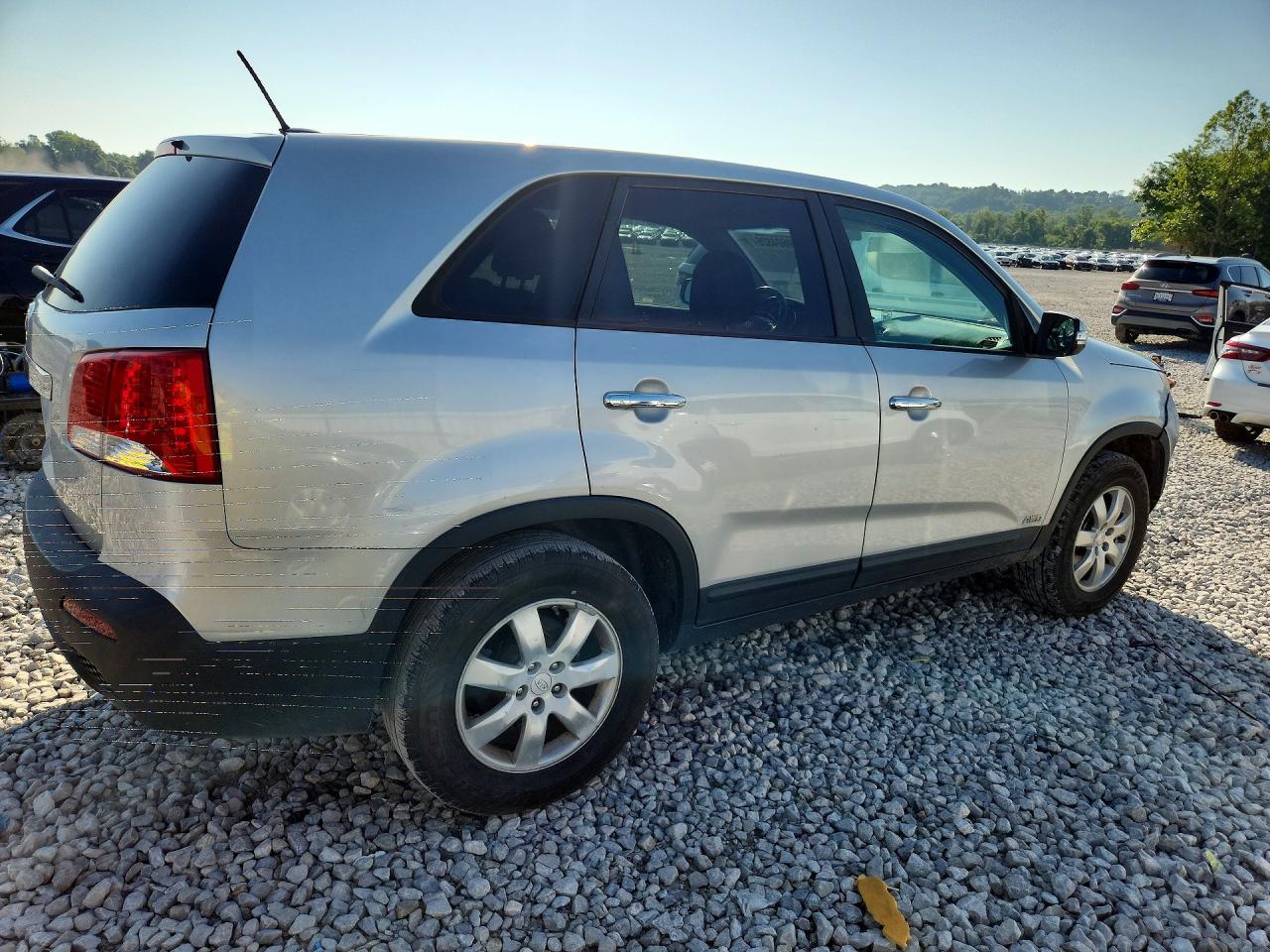 2011 KIA SORENTO