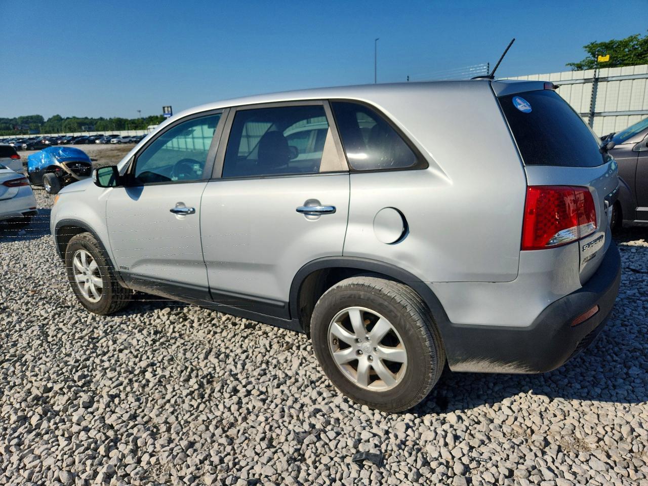 2011 KIA SORENTO