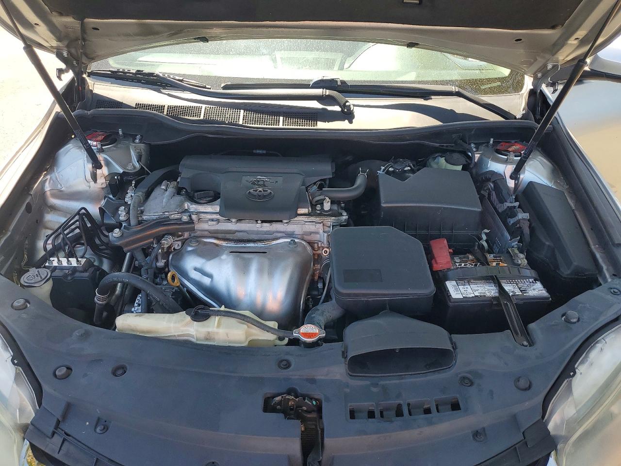 2016 TOYOTA CAMRY