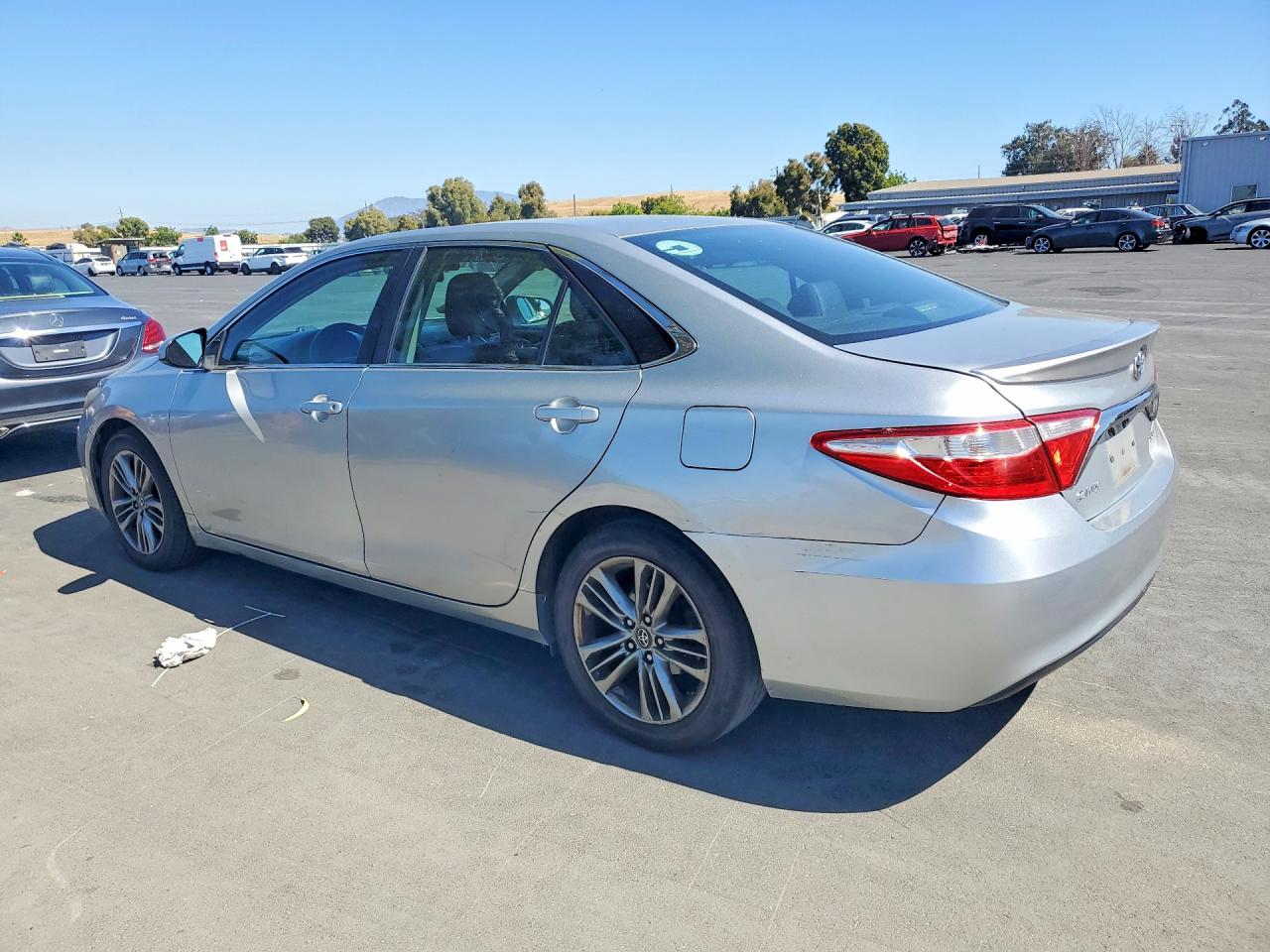 2016 TOYOTA CAMRY