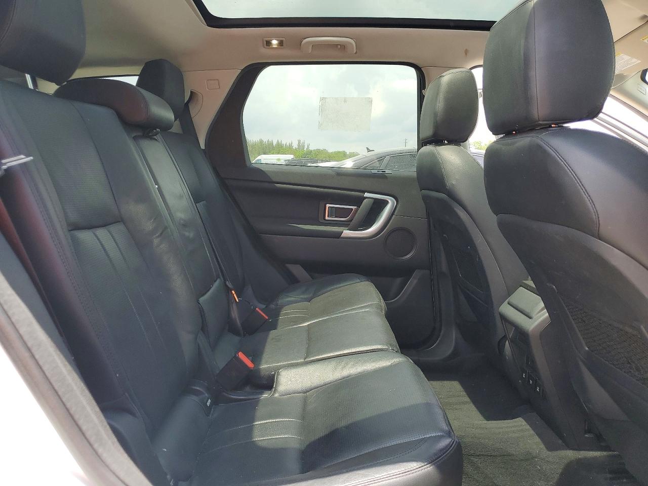 2018 LAND ROVER DISCOVERY