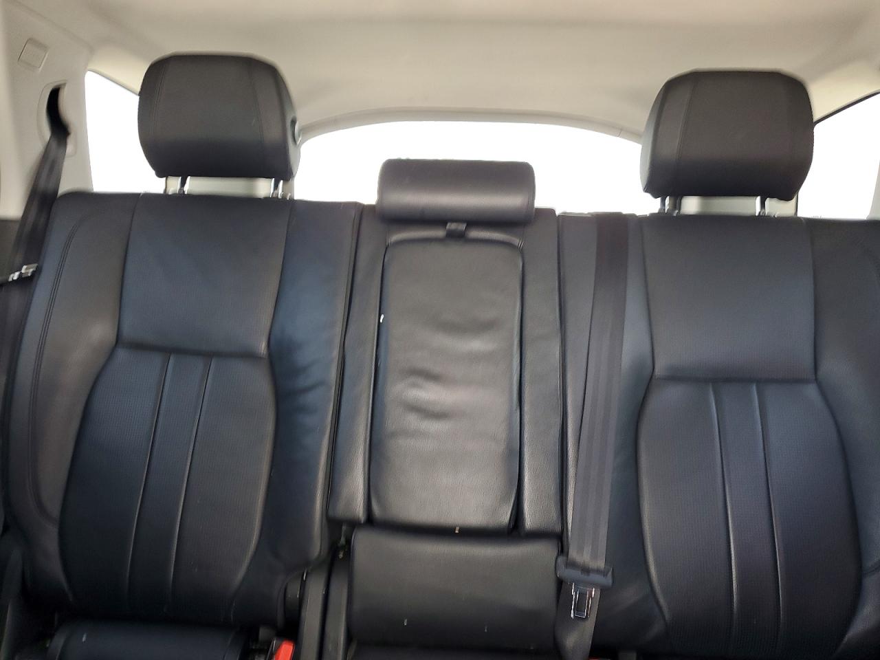 2018 LAND ROVER DISCOVERY