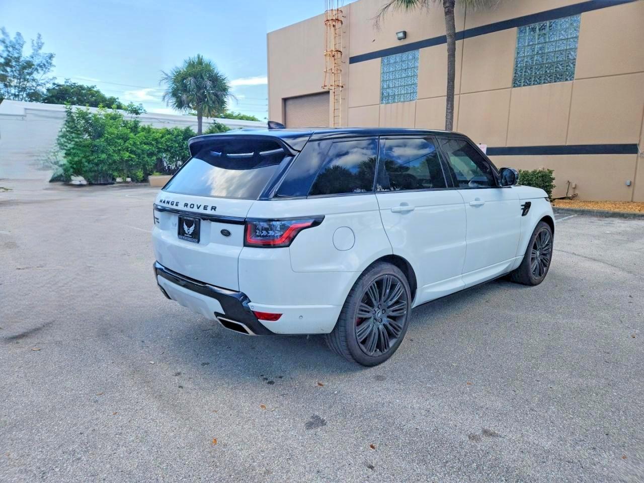 2022 LAND ROVER RANGEROVER
