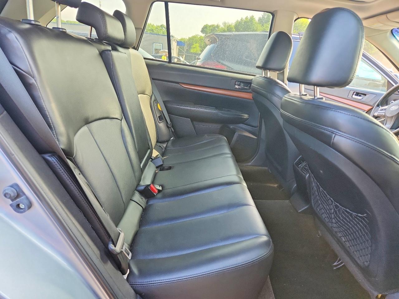2013 SUBARU OUTBACK