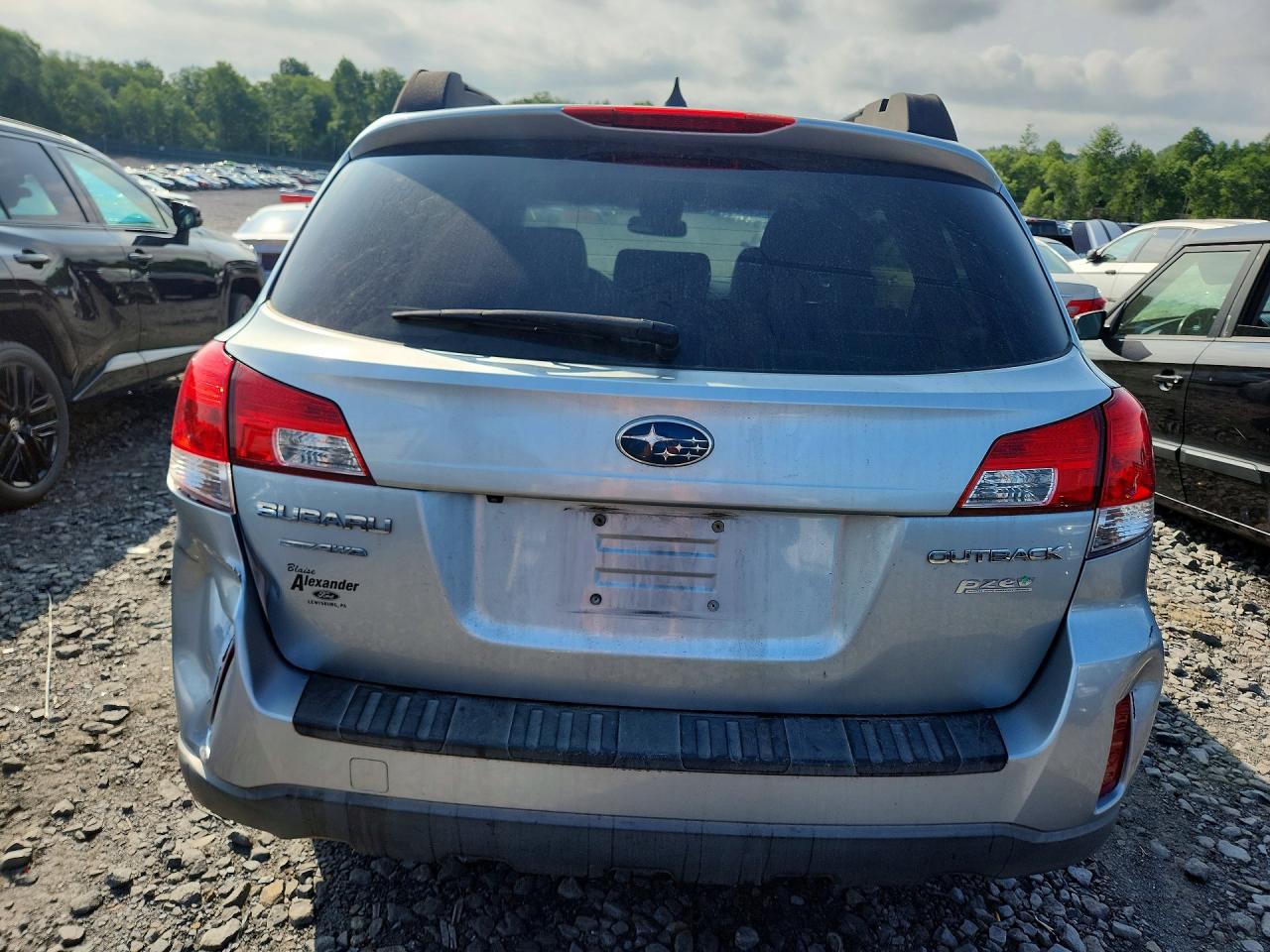 2013 SUBARU OUTBACK