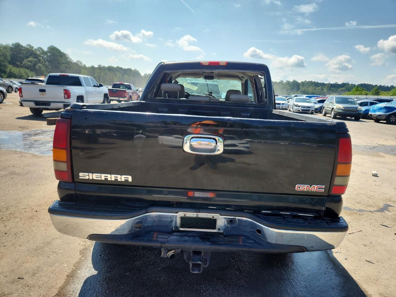 2006 GMC SIERRA