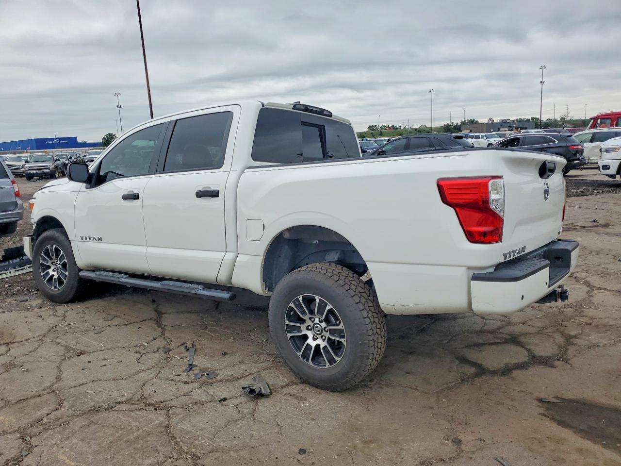 2022 NISSAN TITAN
