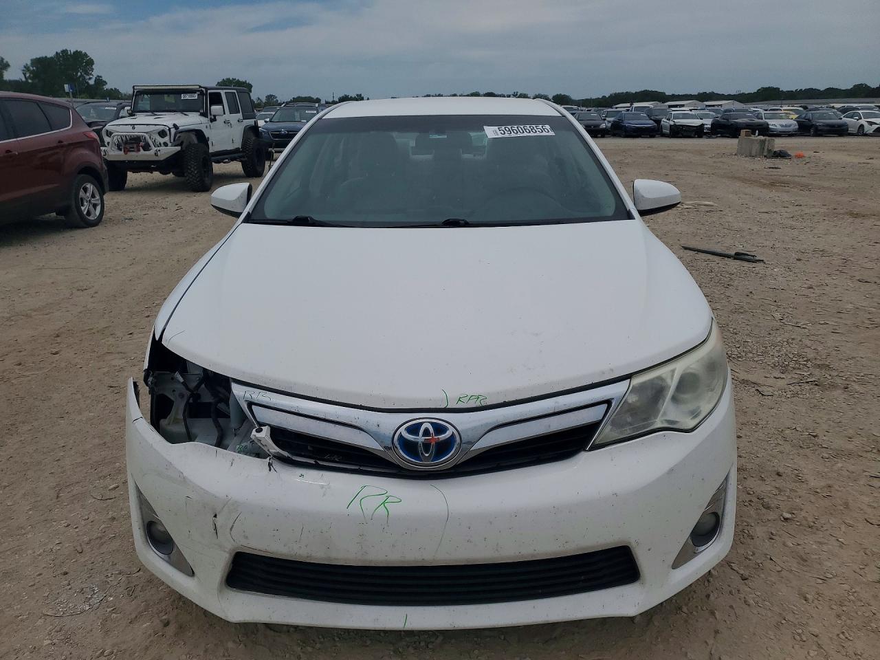 2012 TOYOTA CAMRY SOLA