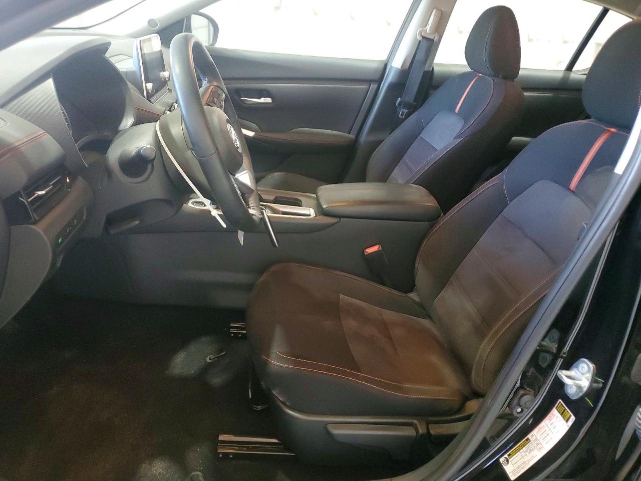 2025 NISSAN SENTRA