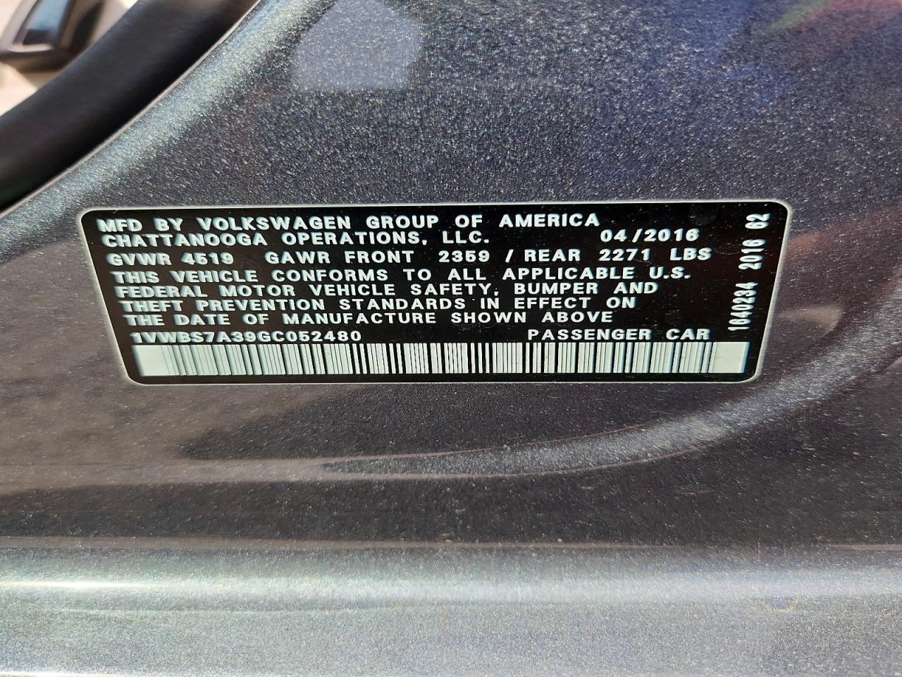 2016 VOLKSWAGEN PASSAT