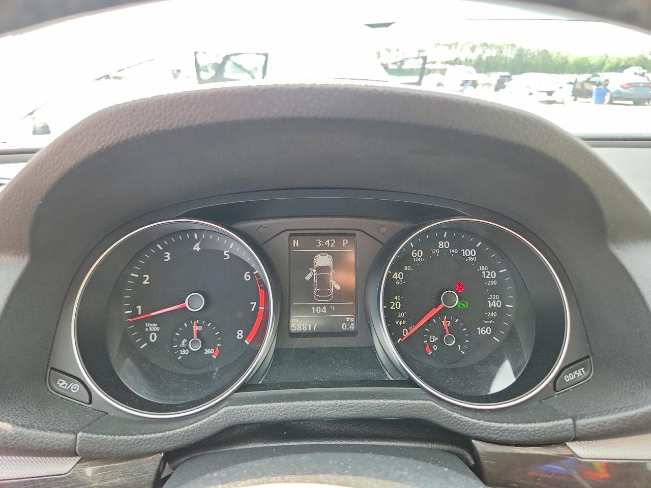 2016 VOLKSWAGEN PASSAT