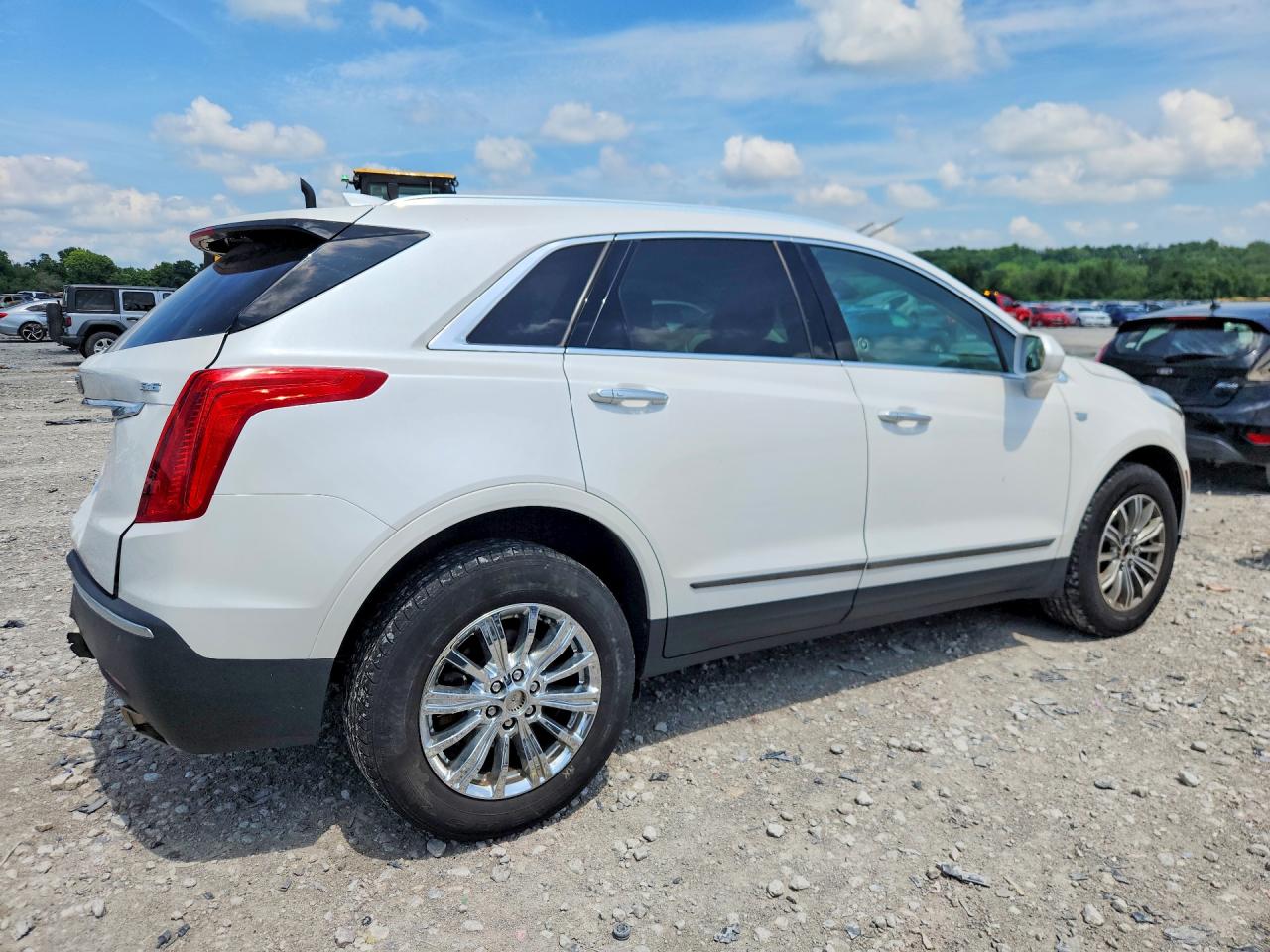 2018 CADILLAC XT5