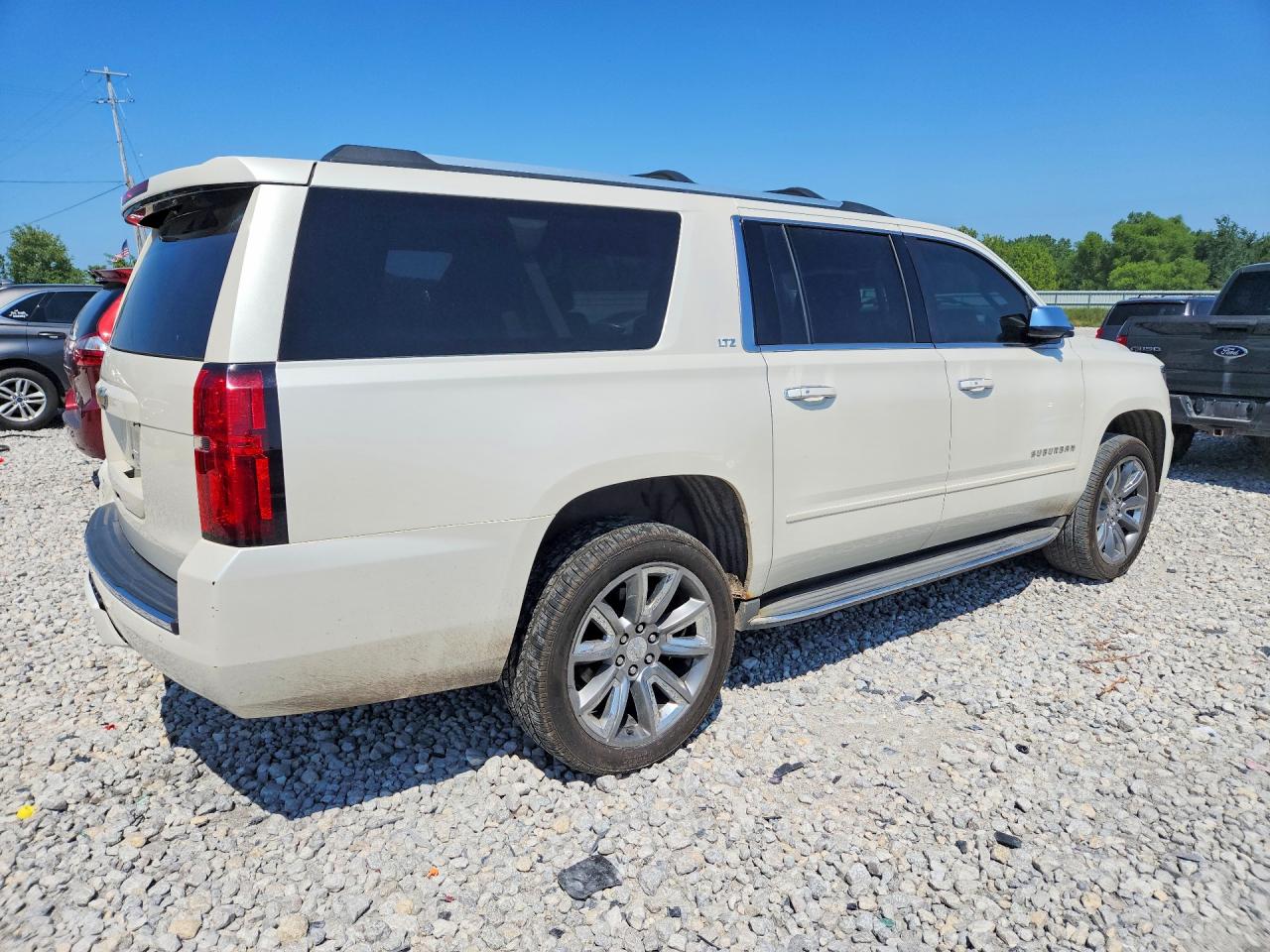 2015 CHEVROLET SUBURBAN