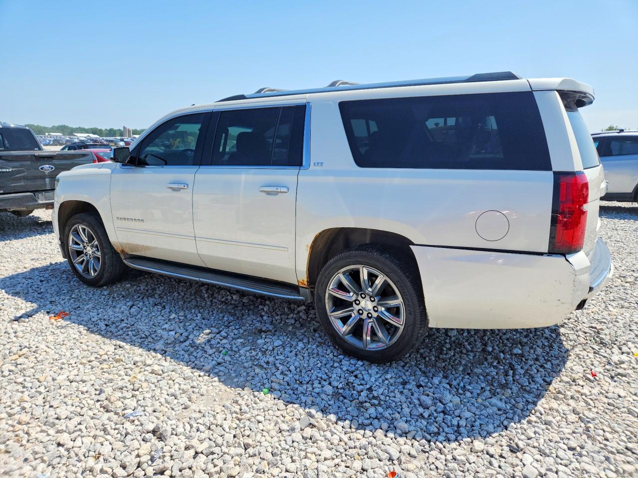2015 CHEVROLET SUBURBAN