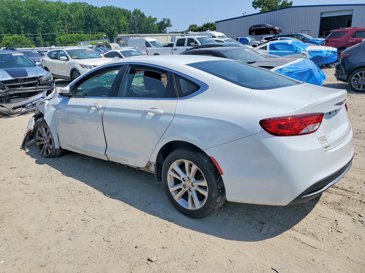 2016 CHRYSLER 200