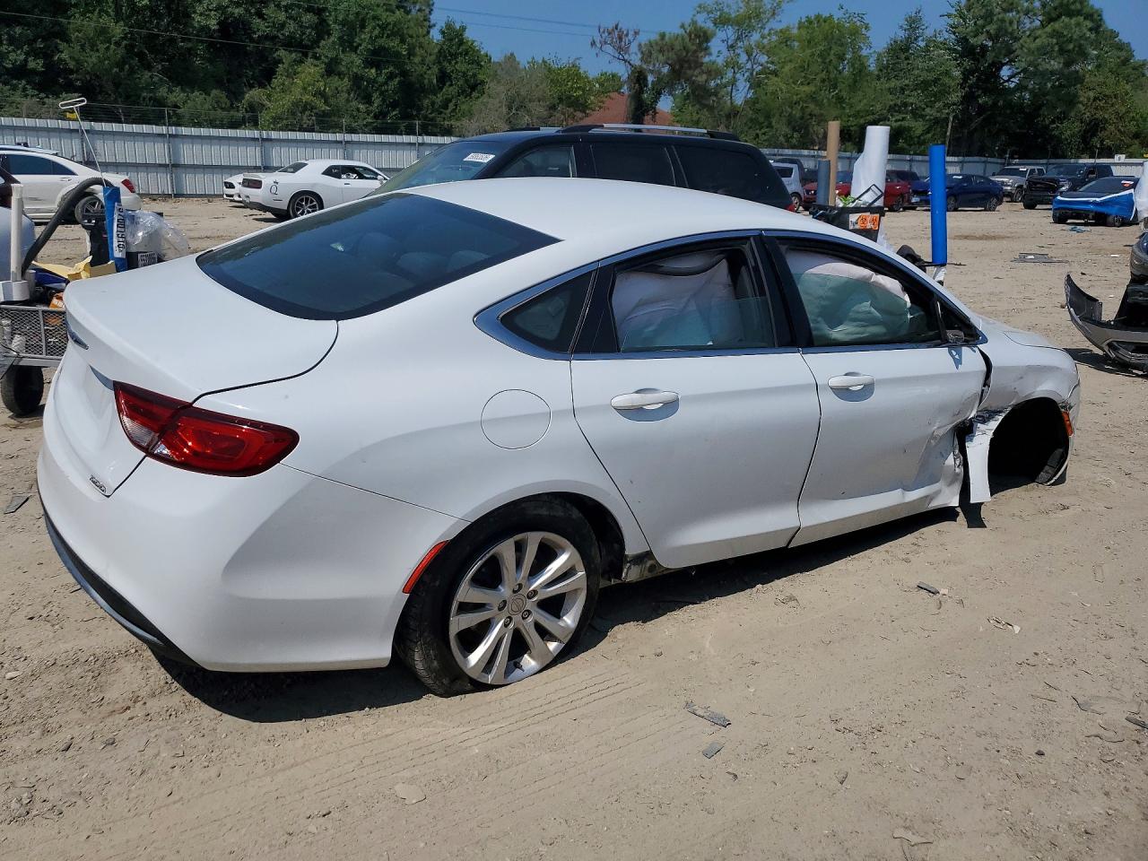 2016 CHRYSLER 200