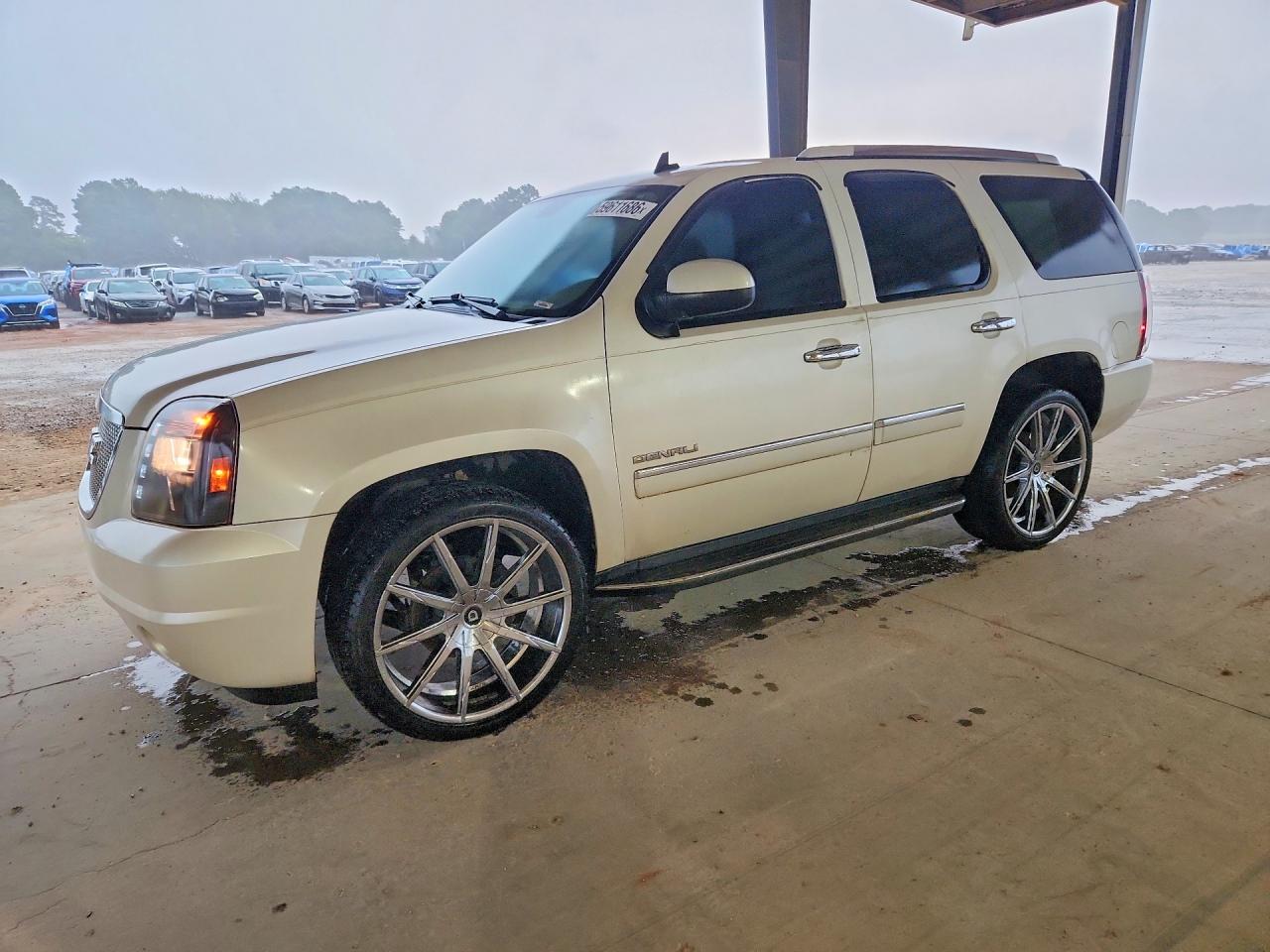 2011 GMC YUKON