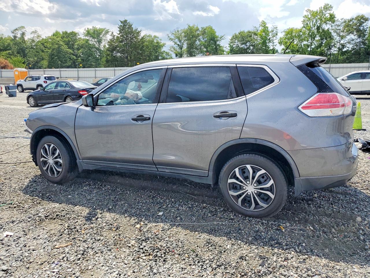 2016 NISSAN ROGUE