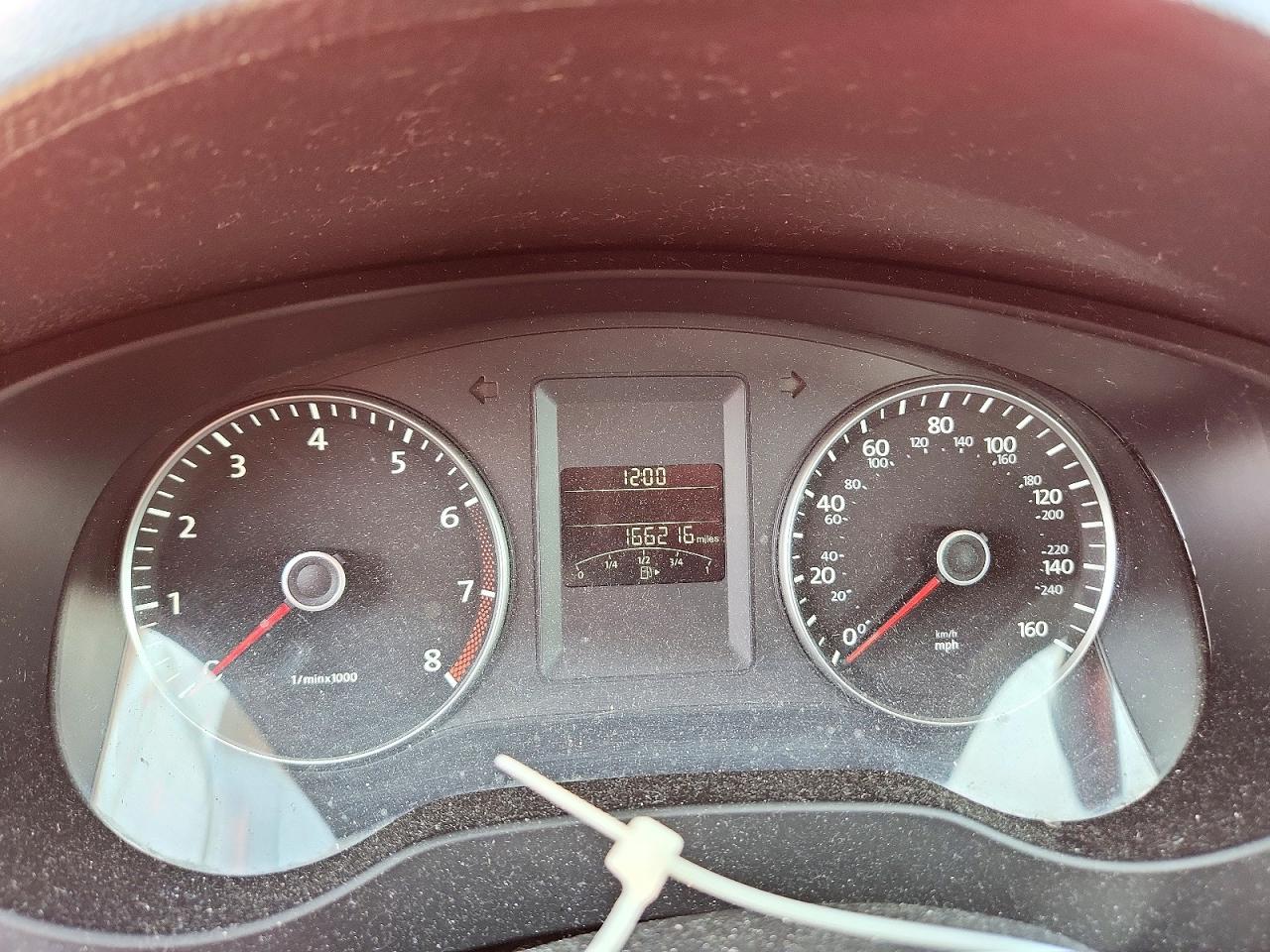 2013 VOLKSWAGEN JETTA