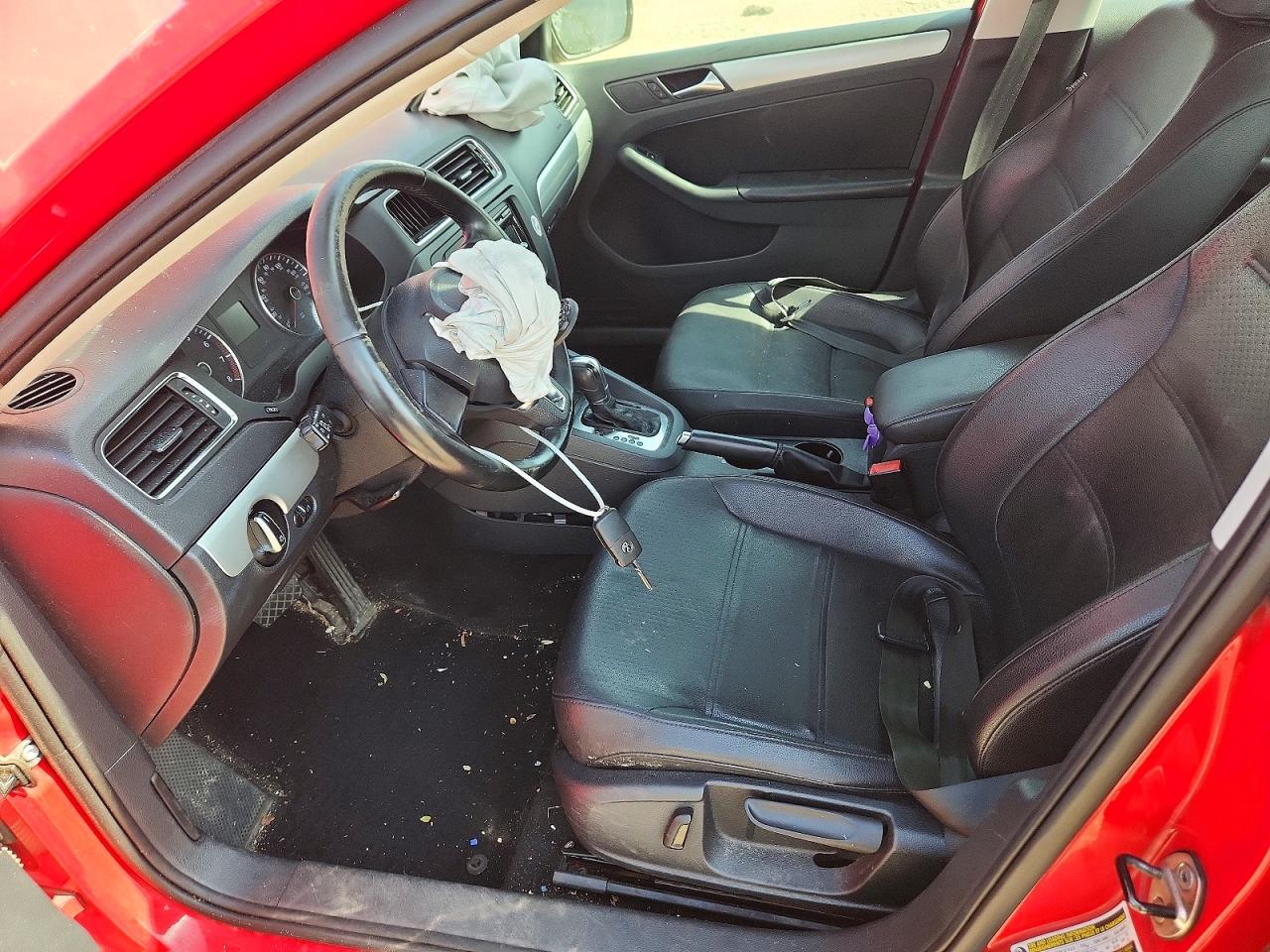 2013 VOLKSWAGEN JETTA