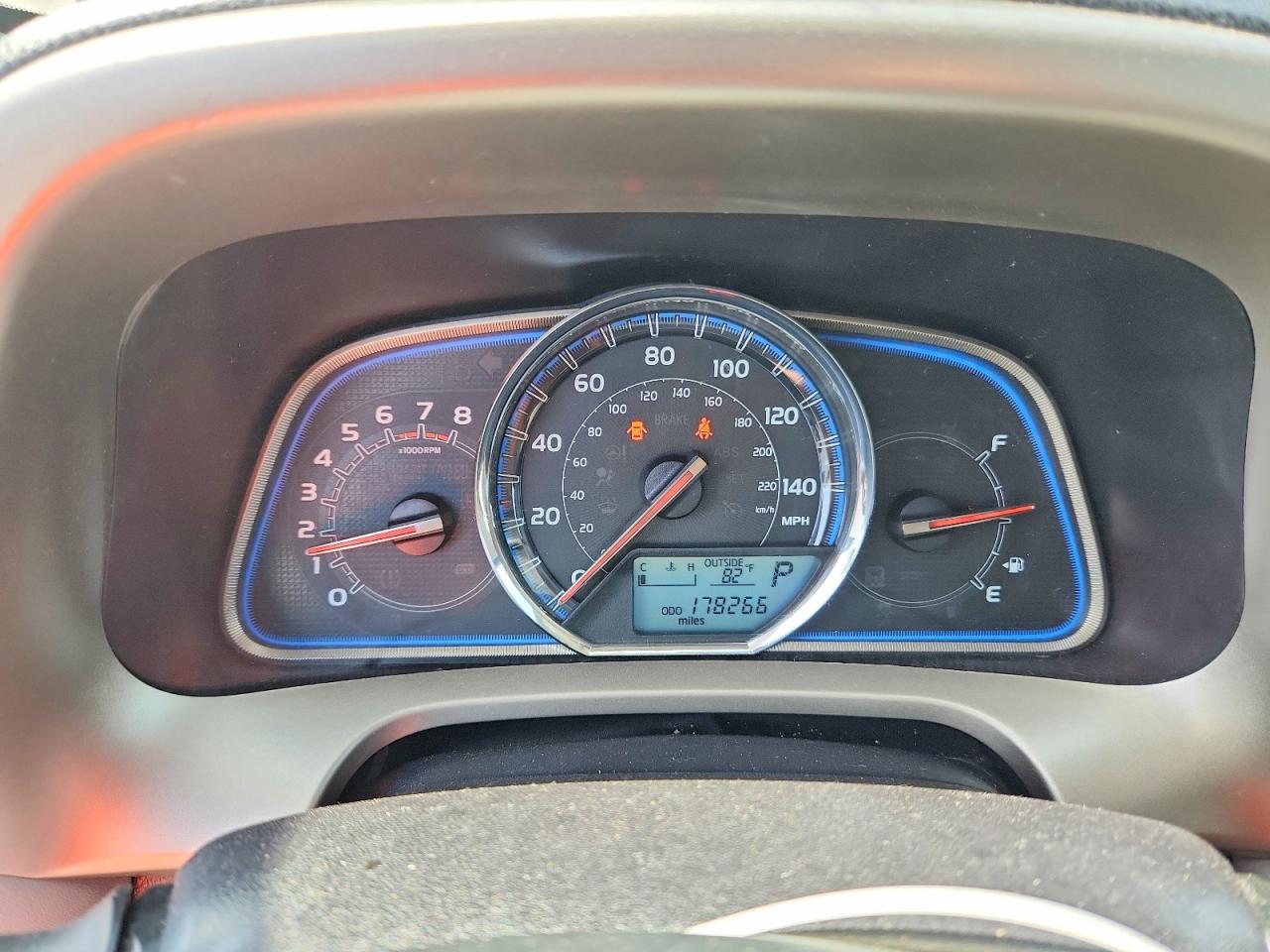 2014 TOYOTA RAV4