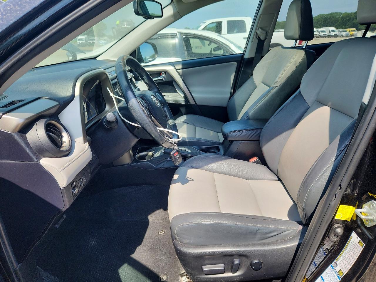 2014 TOYOTA RAV4