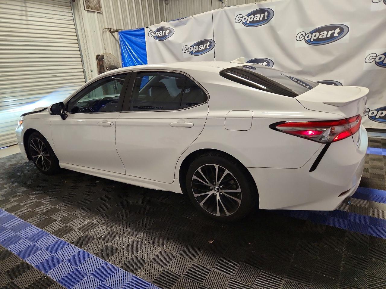 2019 TOYOTA CAMRY