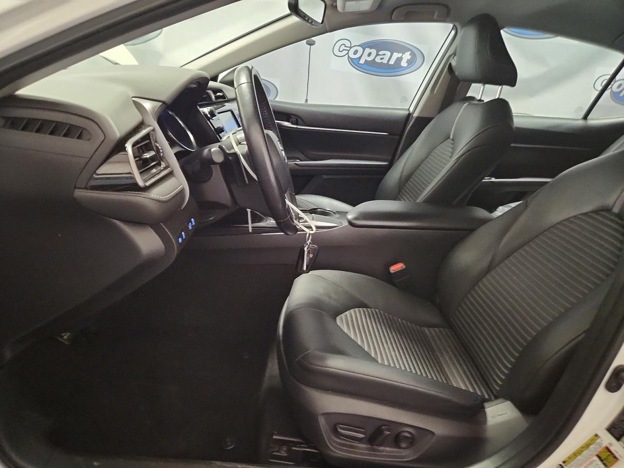2019 TOYOTA CAMRY