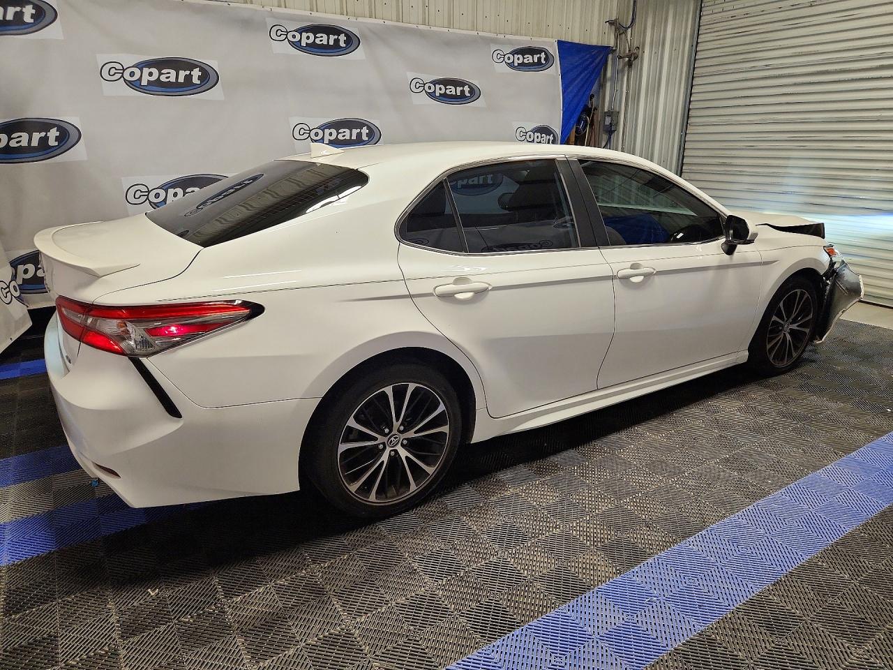 2019 TOYOTA CAMRY