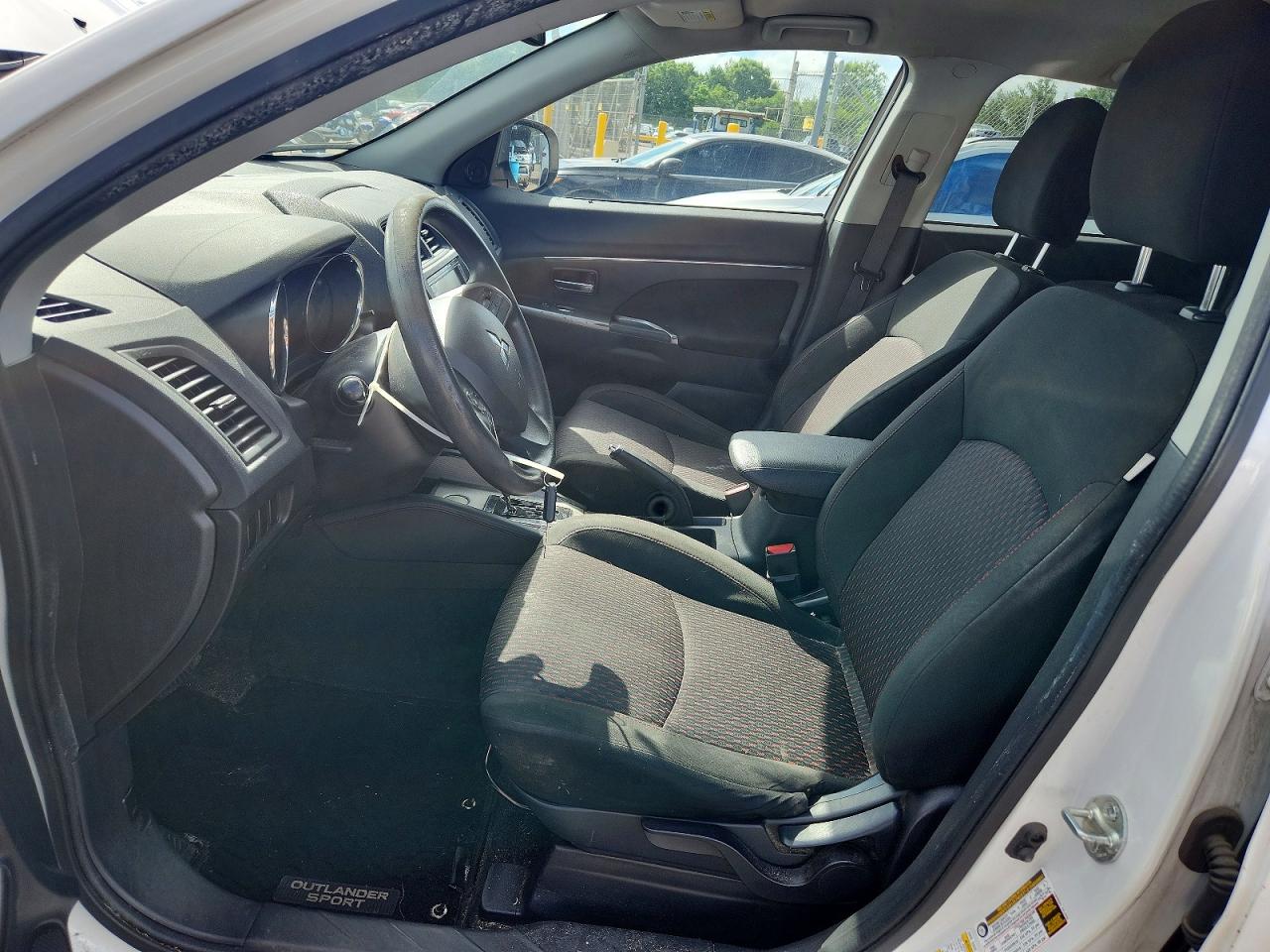 2018 MITSUBISHI OUTLANDER