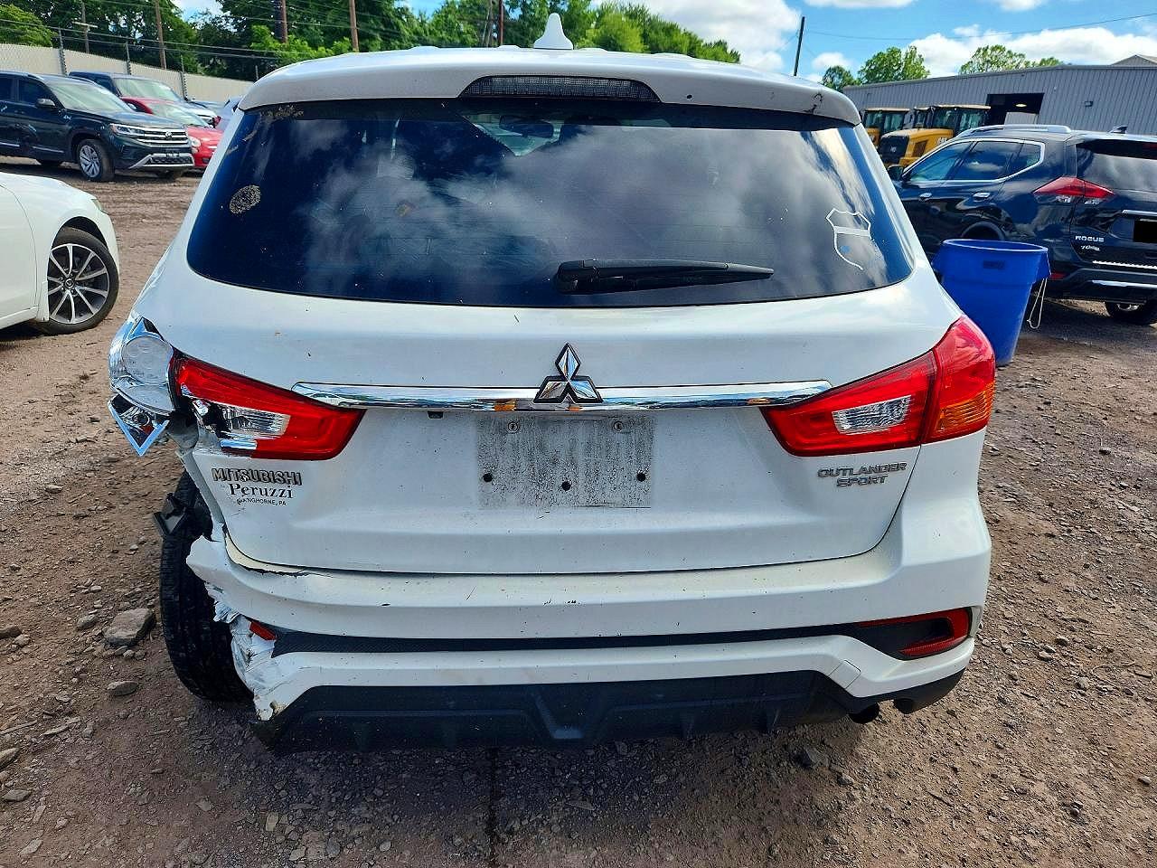 2018 MITSUBISHI OUTLANDER