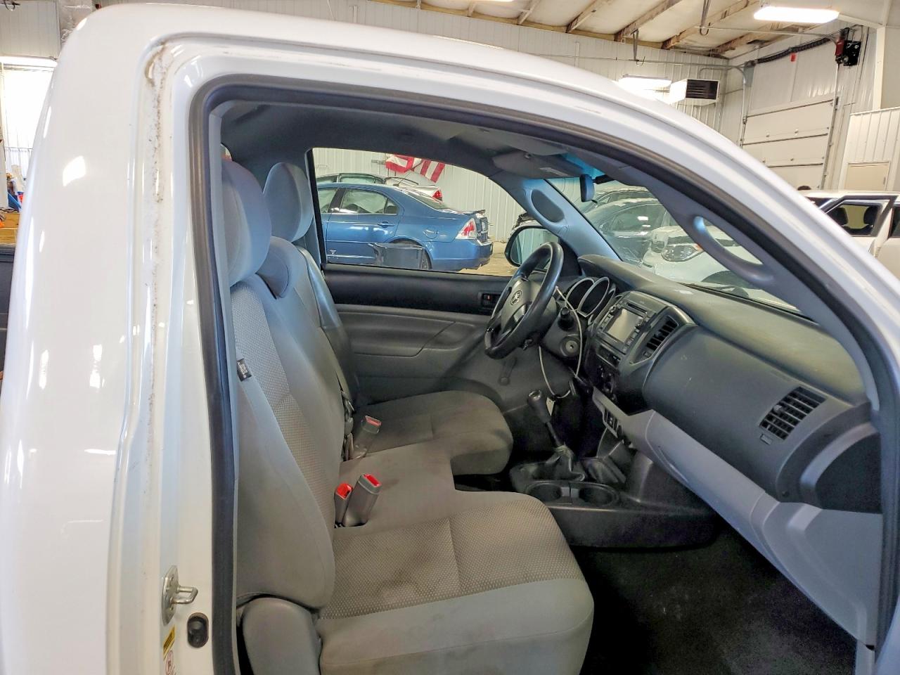 2013 TOYOTA TACOMA