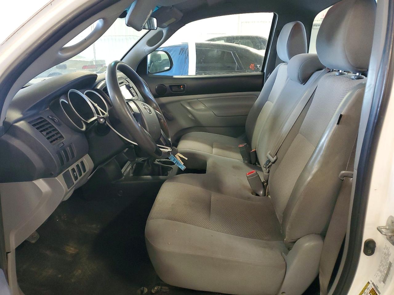 2013 TOYOTA TACOMA