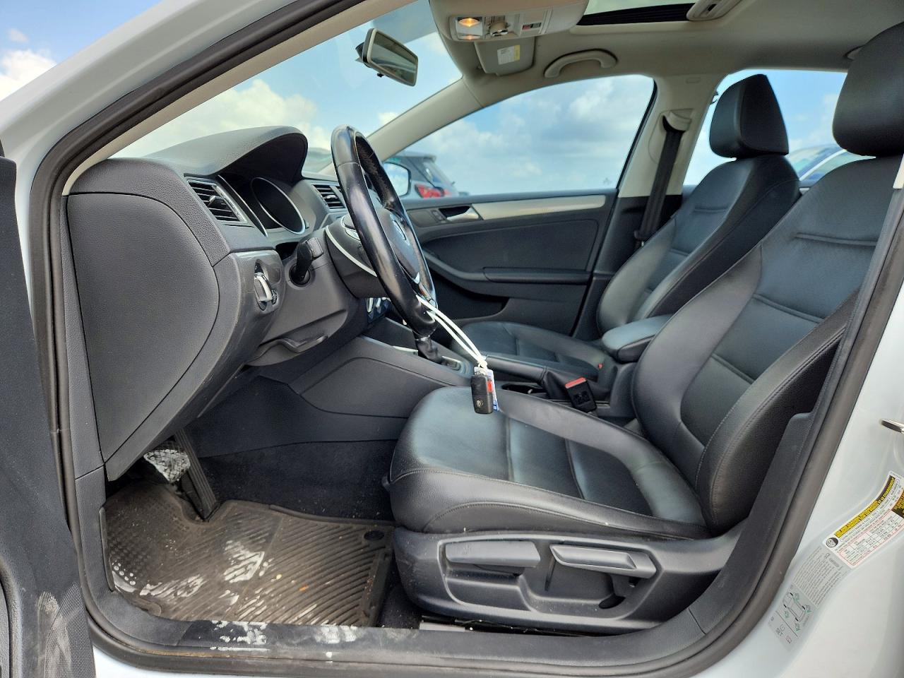 2017 VOLKSWAGEN JETTA