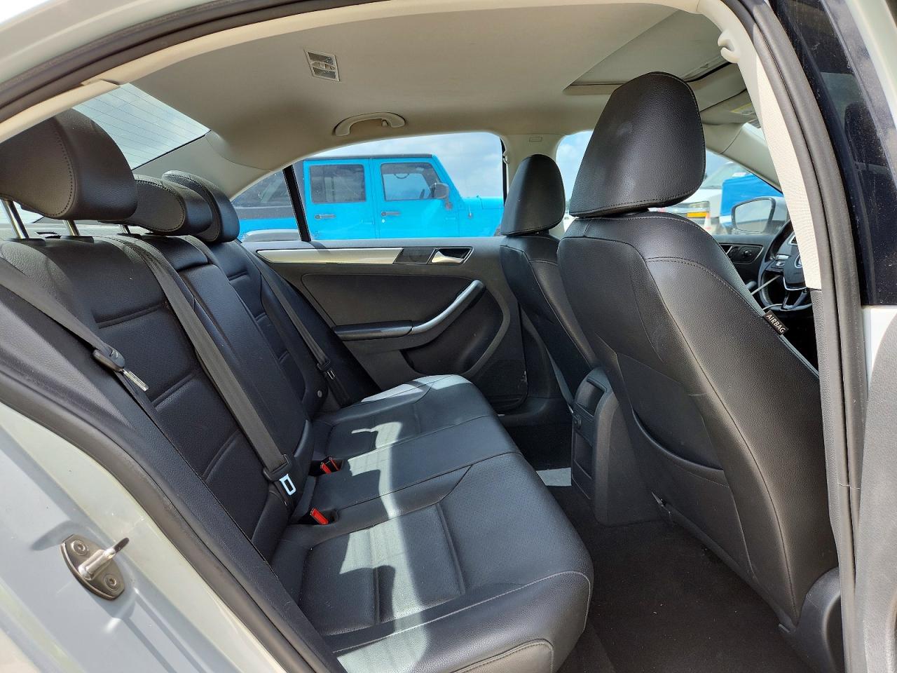 2017 VOLKSWAGEN JETTA