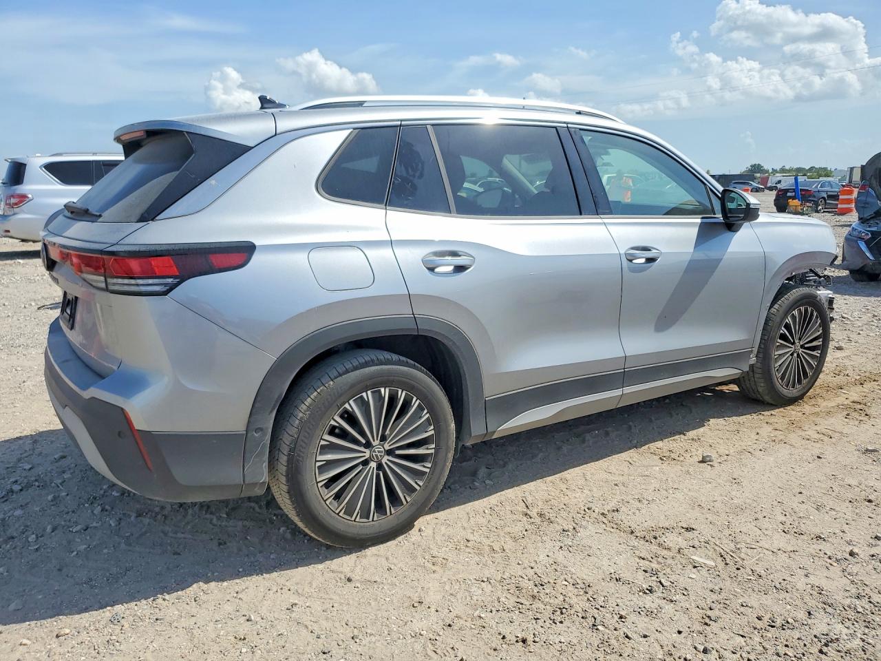 2026 VOLKSWAGEN TIGUAN