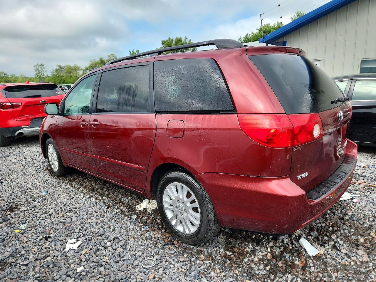 2007 TOYOTA SIENNA