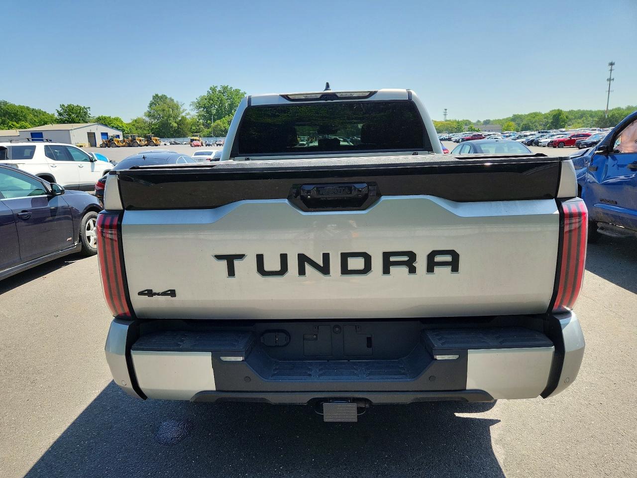 2024 TOYOTA TUNDRA