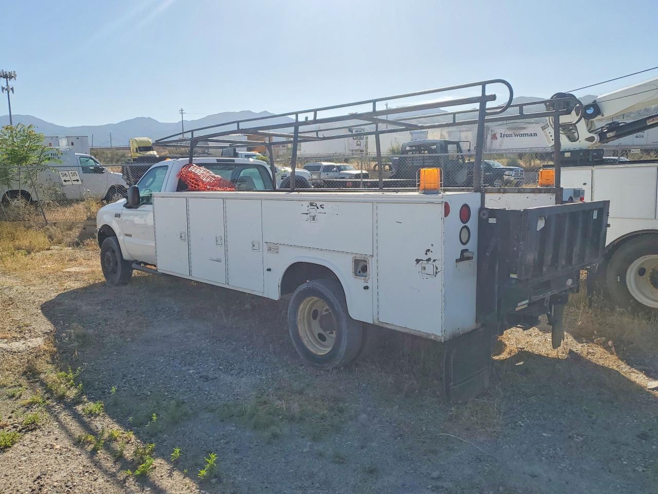 2004 FORD F550