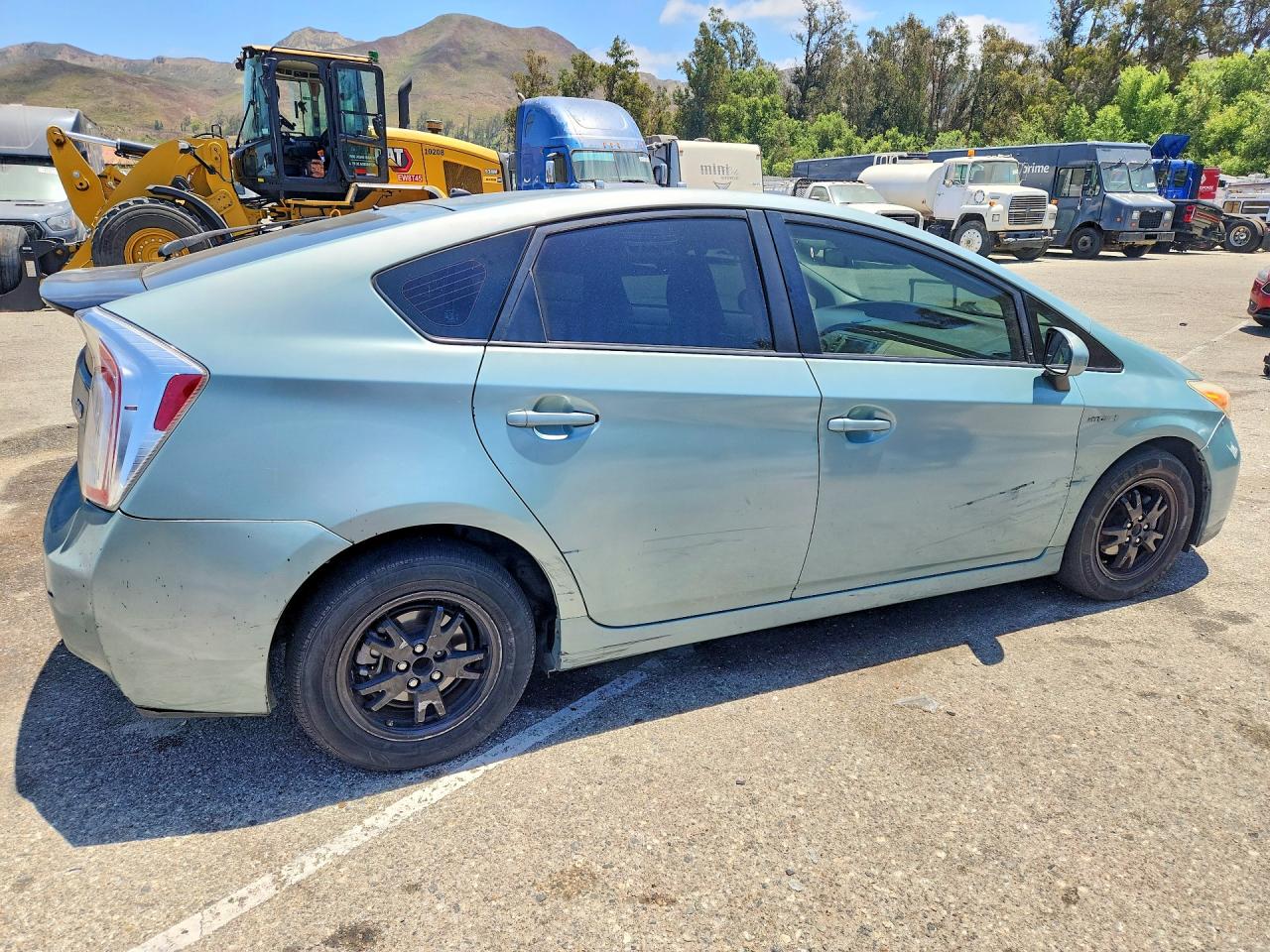 2015 TOYOTA PRIUS
