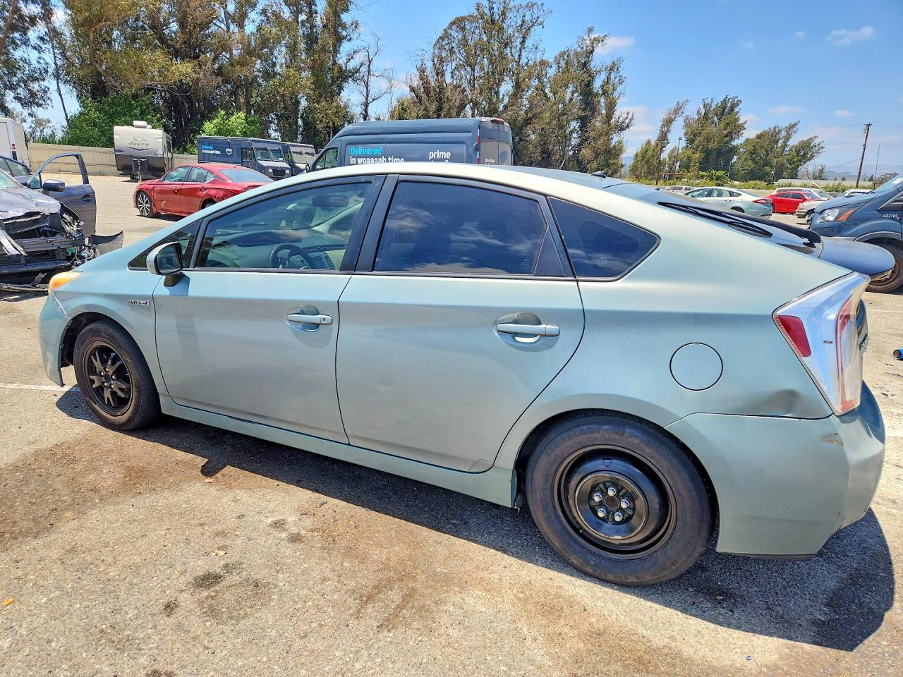 2015 TOYOTA PRIUS