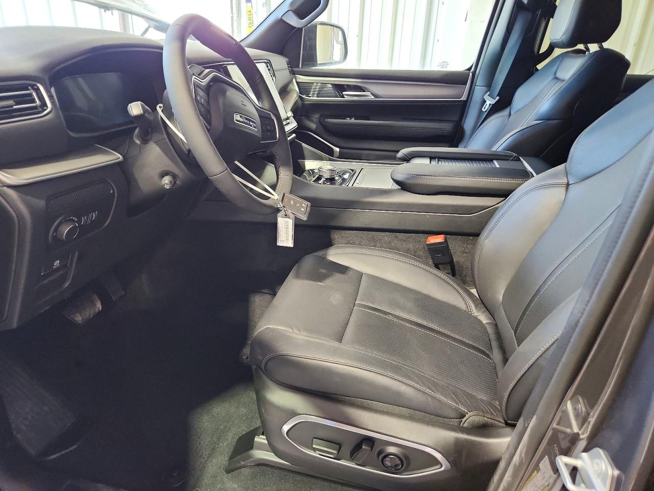 2026 JEEP GRAND WAGO