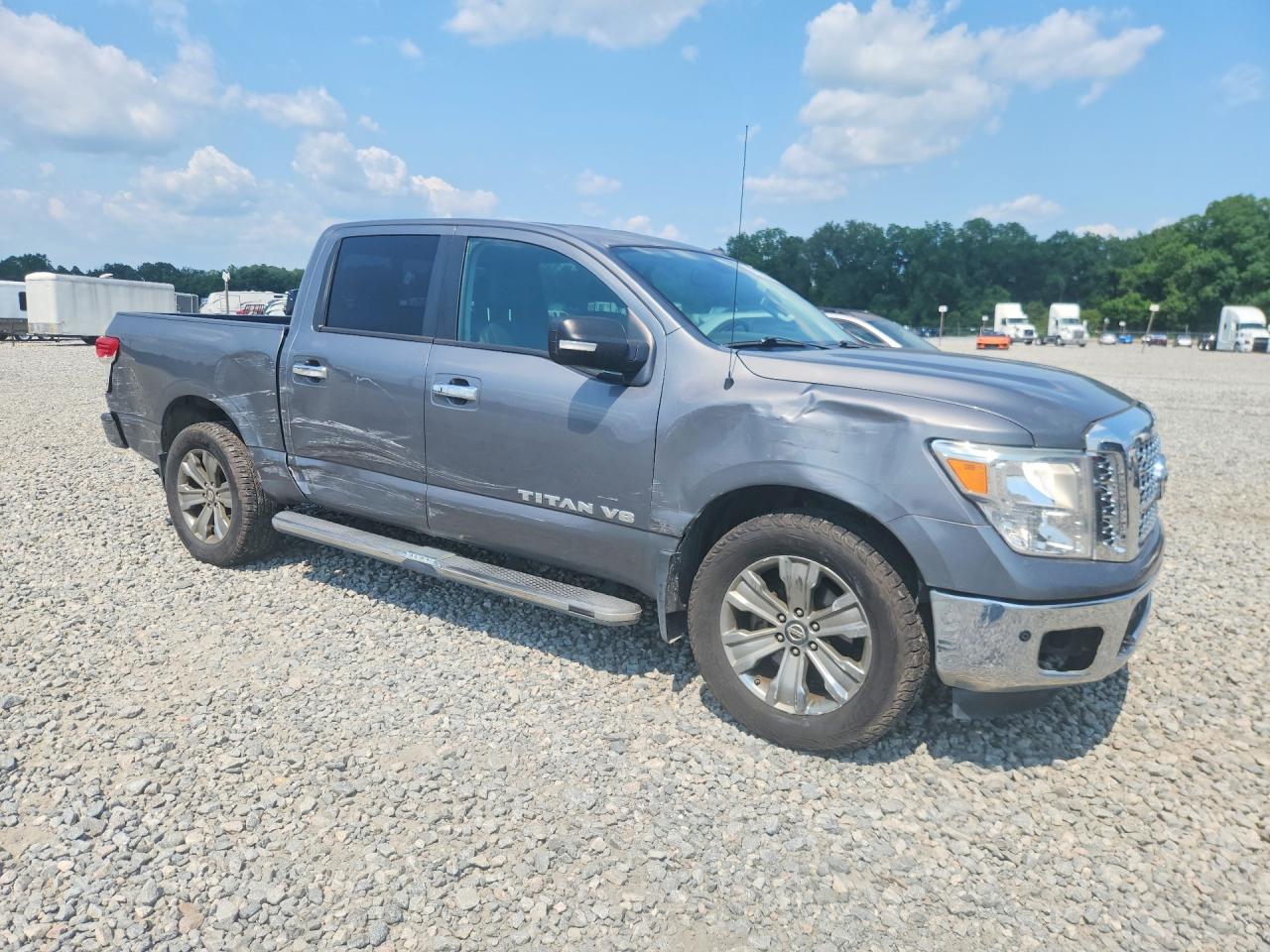 2019 NISSAN TITAN