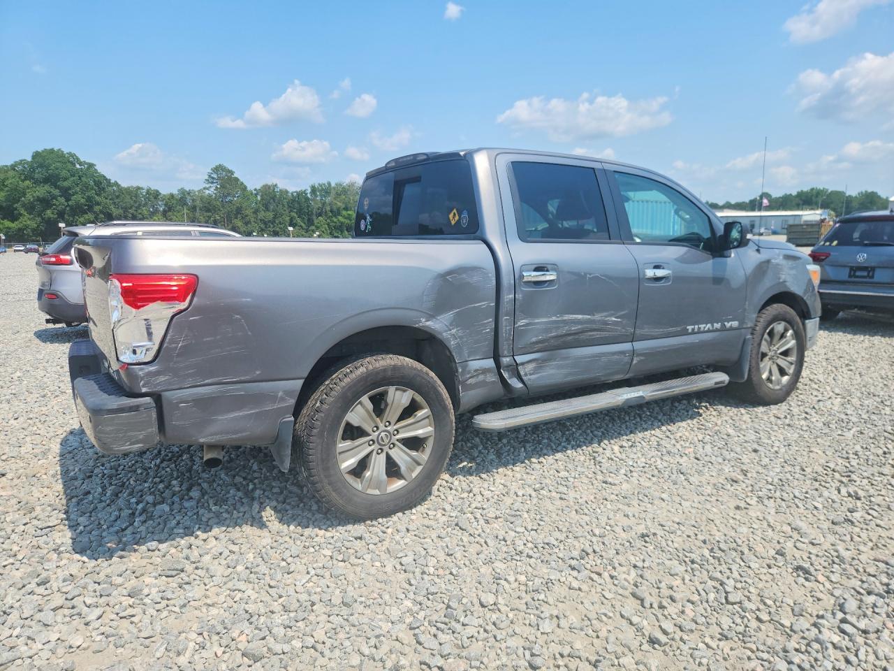 2019 NISSAN TITAN