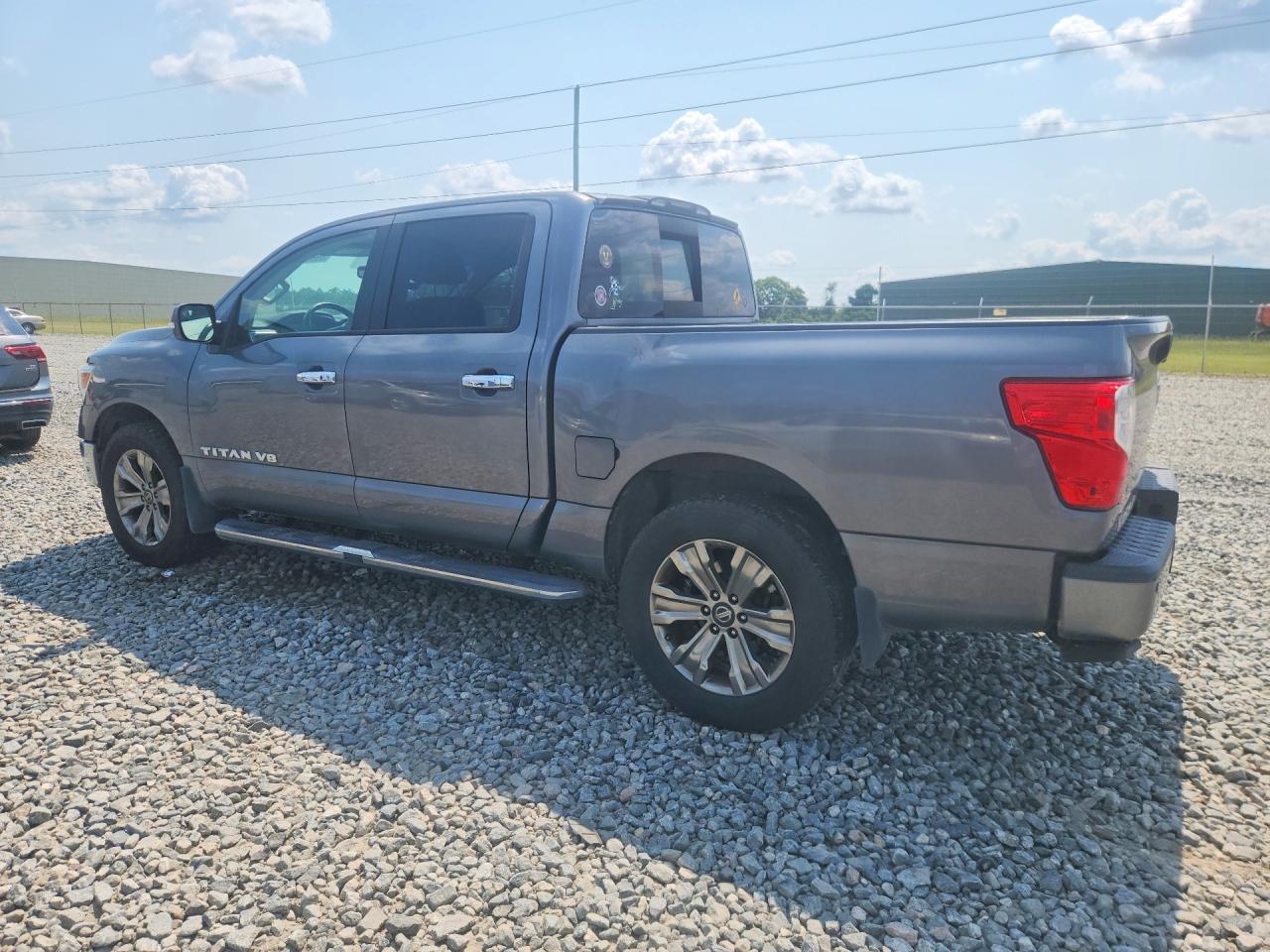 2019 NISSAN TITAN