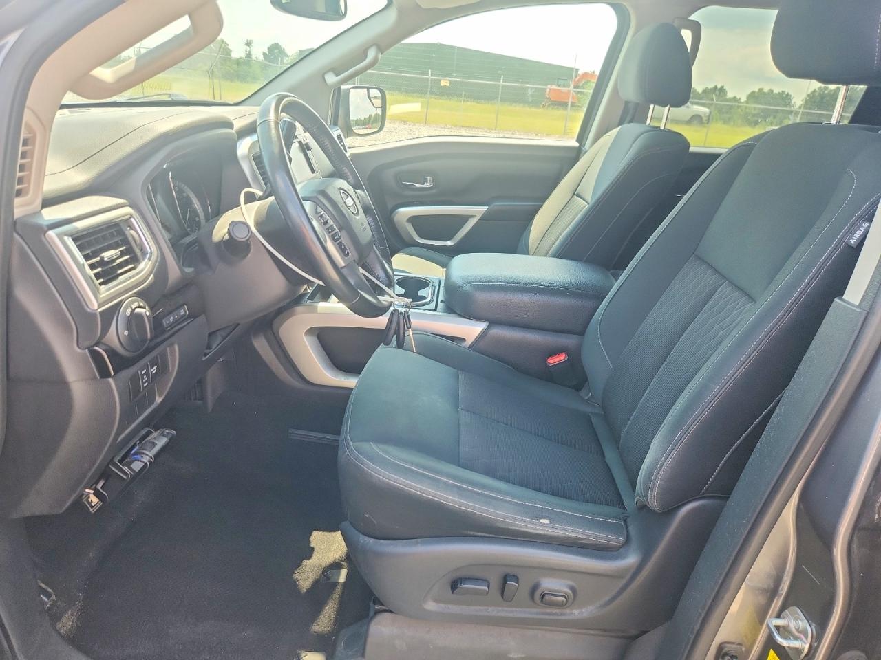 2019 NISSAN TITAN