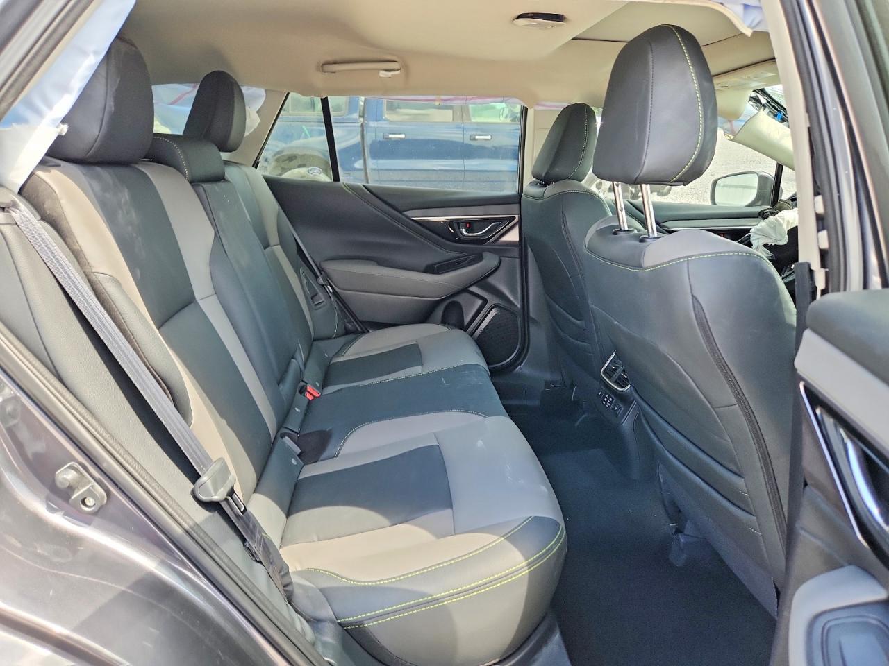 2025 SUBARU OUTBACK